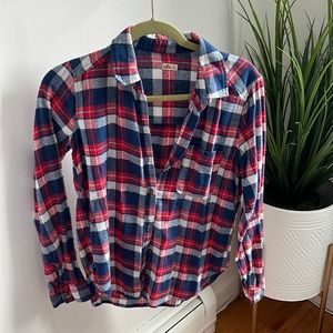 Hollister flannel size M